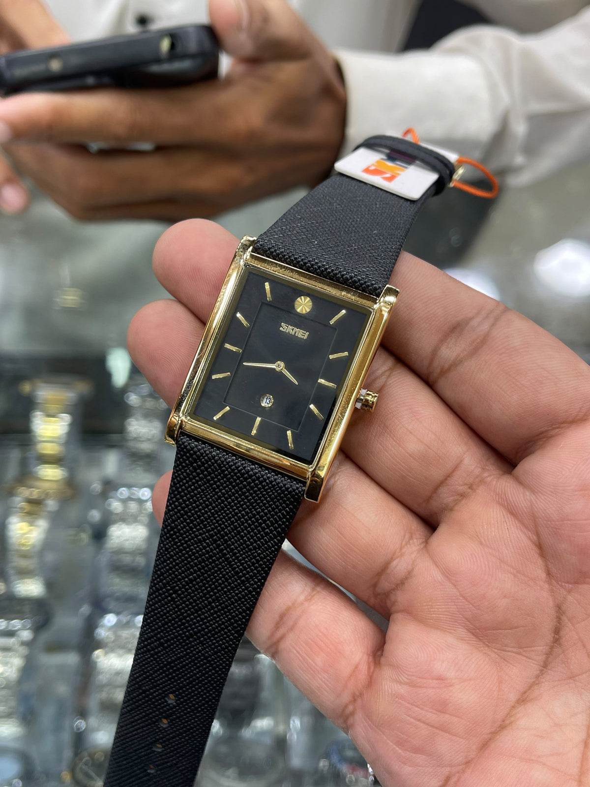 SKMEI 9256 | Elegant Slim Rectangular Dial